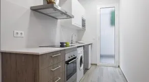 Beautiful Apartment 20 minutes from city center - Image 5