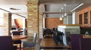 Souris Hotel - Image 2