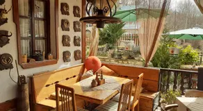 Restaurant and Apartments - T'ga za Jug Lazaropole - Image 3