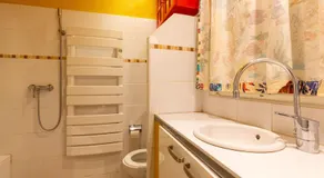 Hostel world -eco- La Girelle Calanques - Image 2