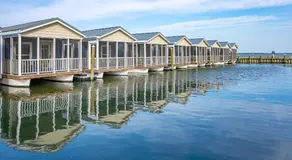 Blufin Bungalows & Marina - Image 3