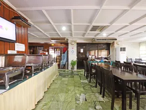 Grand Supreme Hotel - Image 5