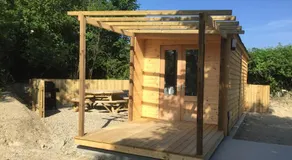 Romantic Getaway Luxury Wooden Cabin With Private Hot Tub and BBQ - Image 3