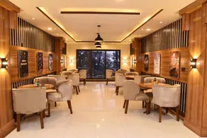Kashmiri Lodges - Image 2