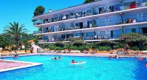 Apartamentos Cala Llevado - Image 4