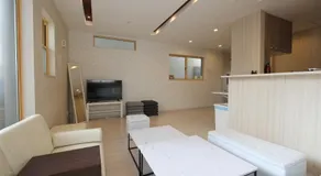 LN05 New Home in Sannomiya with Own Car Park - Image 3
