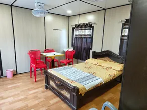 CONTAINER HOME STAY - Image 2