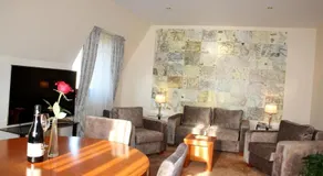 Hotel Park Central - Image 3
