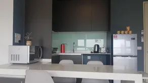 D'Kroll Tamarind Cyberjaya 1 Bedroom Premium Suite with Netflix - Image 2