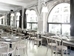 Devere Hotel - Image 2