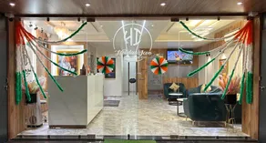 Hotel Holiday Icon - Image 5