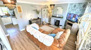 Spacious lovely 3 Bed House in Keyworth Nottingham suit CONTRACTORS OR FAMILY - Image 2