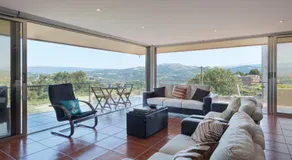 LovelyStay - Casa Guimas - Image 2