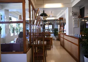 THE EEE CEE HOTEL - Image 4