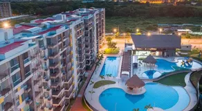 lovely 2 bedroom condo with pool access and more - Image 5