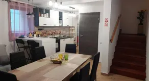 Atraktivna kuća sa saunom i grijanim jacuzzijem - Image 3