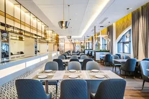 Grand Rezen Hotel Chongzuo - Image 2