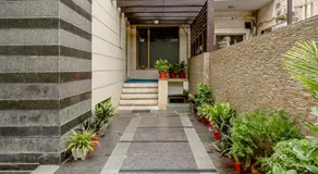 Galleria Inn -Galleria Market & Golf Course - Image 5