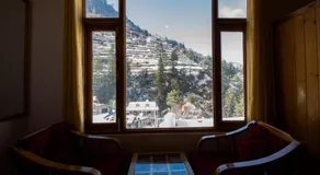 Crystal Mountain Homestay Jibhi - Image 3