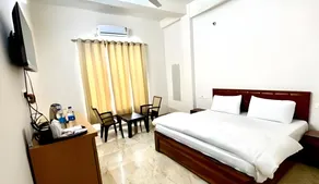 Hotel O by OYO Prem Kunj Acharya Narendra Dev Nagar - Image 5