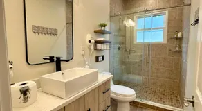 Saugerties Waterfront Getaway - Image 2