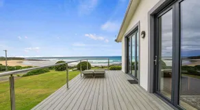 MAVI BEACH HOUSE - Stylish home opposite beach - Image 3