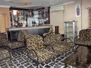 B & S Hotel - Image 5