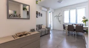 GuestHost - Milano Business Balcony Flat - Image 4