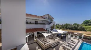Chandris Apartments - Image 4