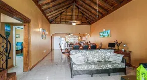 YanceyLargo Estate - Newly Renovated 7BR Beautiful Two-Story w Gorgeous Mountain View villa - Image 3