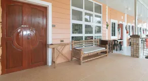 RedDoorz at Queens Hometel - Image 5