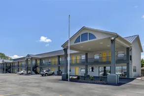 SureStay by Best Western McAlester - Image 3
