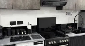 Seaside Suites - Image 4