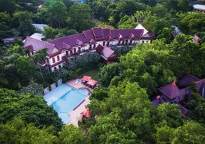 Phuwanalee Resort - Image 4