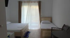 South Coast Hotel - Image 2