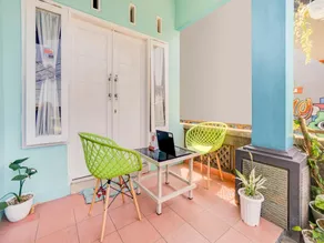 OYO 90284 Villa Biru - Image 3