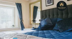 Exclusive Deals l Free Parking I Short term Booking l Sleeps Up to 6 l 3 Bed & 2 Bath I One Castle Apartments Short-lets and Serviced Accommodation - Image 2
