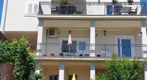 Gold Apartments - Image 4