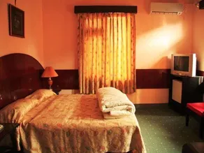 Hotel Shakti - Image 2