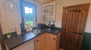 Cwtch Glamping Shepherds Huts - Image 2