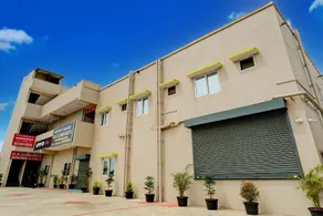 Hotel O R R Comforts Boarding and Lodging - Image 4