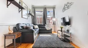 Trendy 2BR Getaway in Montreal - Image 2
