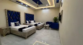 Royal palace hotel - Image 2