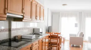 APARTAMENTS COLELLS - Image 3