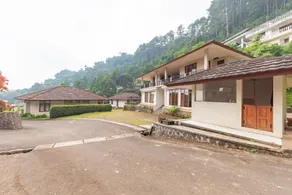 RedDoorz at Cisarua Puncak Bogor - Image 4
