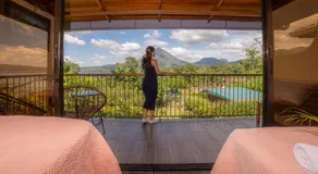 Villas Paradise Arenal Volcano Lake View - Image 2