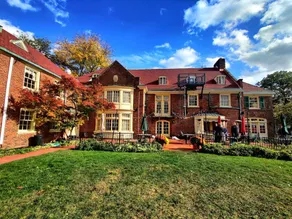 Montague Inn Bed & Breakfast - Image 5