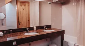 Hostal Les Fonts - Image 2