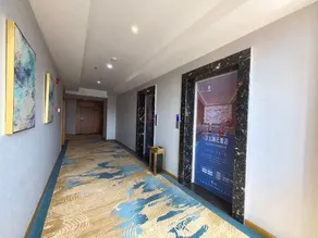Elong R.YUN Hotel (Dali Xiangyun Xiangcheng Zhonggulou) - Image 4