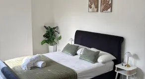 3 bed house in Telford close to hospital, Wellington Station with free parking, Netflix ideal for CONTRACTORS AND FAMILIES - Image 2